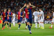 西甲第11轮：巴塞罗那3-1力克埃尔切，蓝红军团升至积分榜第二